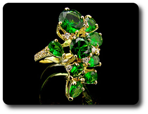 9x8-5 mm Green Emerald Ring