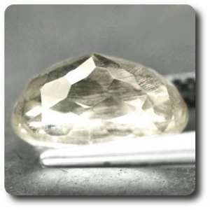 3.40 cts  QUARTZ  FUME. VVS2