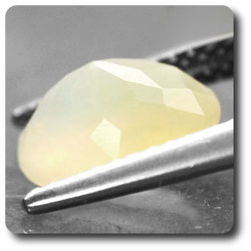 1.61 cts OPALE DE FEU. VVS1