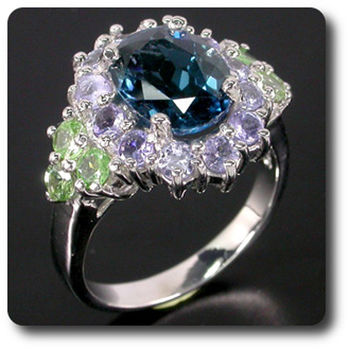 BAGUE TOPAZE TANZANITE & GRENAT TSAVORITE
