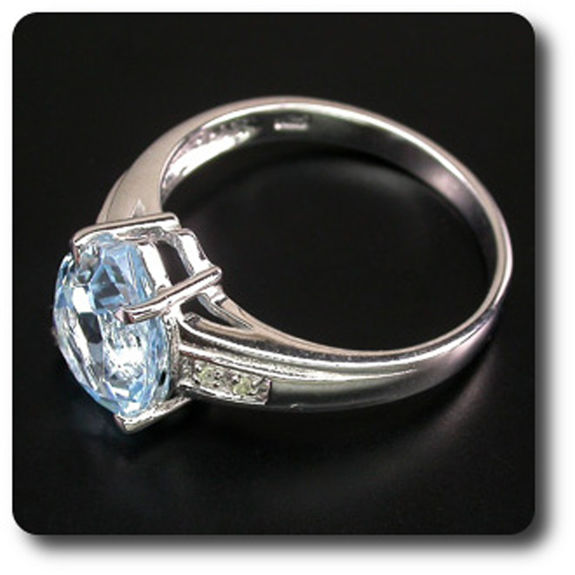 TOPAZ & PERIDOT RING