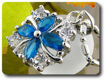 4x6 mm Blue Sapphire Pendant