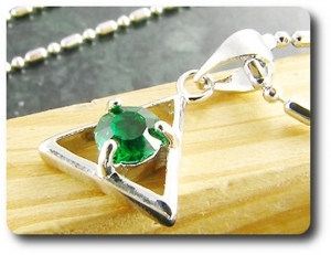 5 mm Green Emerald Pendant