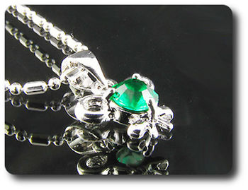 6 mm Green Emerald Pendant