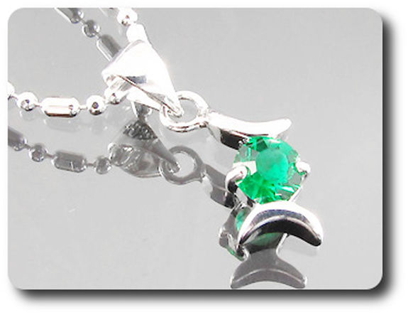 5 mm Green Emerald Pendant