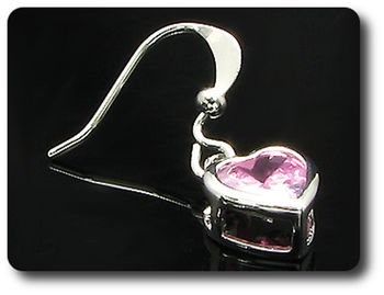 BOUCLES D'OREILLE SAPHIR ROSE