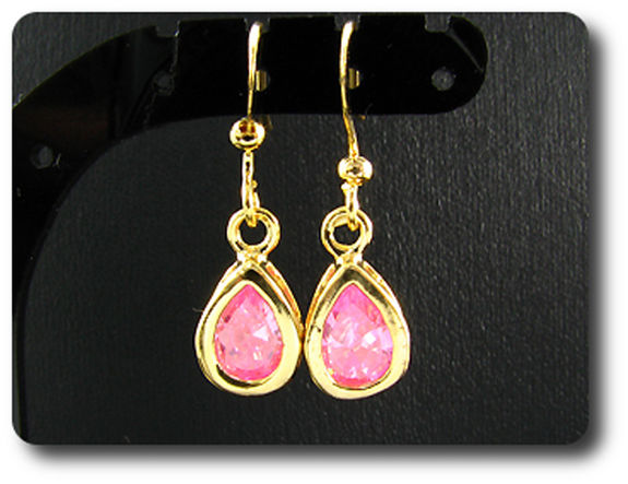 BOUCLES D'OREILLE SAPHIR ROSE
