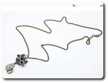 Glasses Cat Necklace