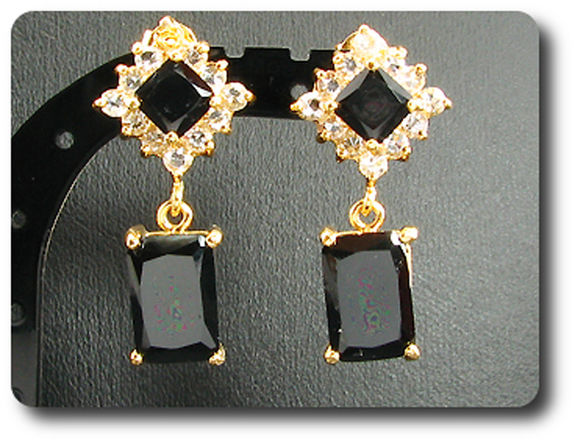 12x28~8mm Black Sapphire Necklace Earrings Set