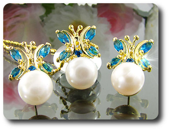 3x9 mm Pearl & Blue Sapphire Pendant Earrings Set