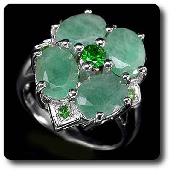 EMERALD & TSAVORITE GARNET RING