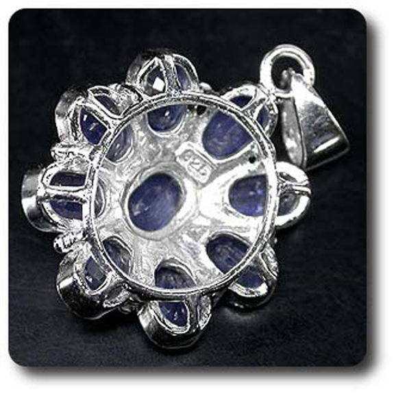 BLUE SAPPHIRE PENDANT