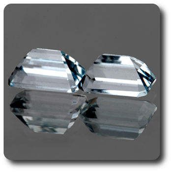 1.14 cts LOT DE 2 AIGUE-MARINE . 6 x 4 MM . IF