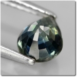 0.85 cts SAPHIR BLEU VERT . SI1
