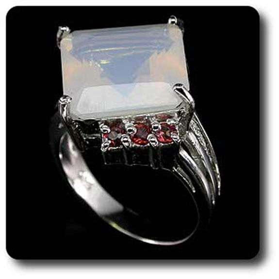 OPAL & SAPPHIRE RING