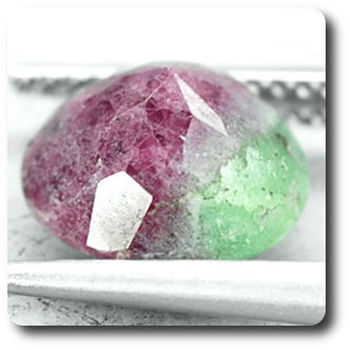 3.78 cts  RUBIS ZOISITE ANYOLITE