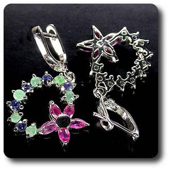 BOUCLES D'OREILLE EMERAUDE RUBIS & SAPHIR