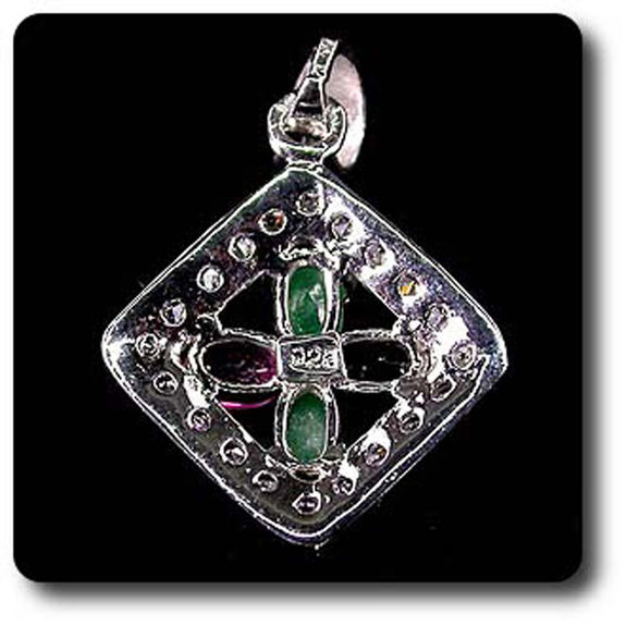 PENDENTIF EMERAUDE RUBIS & SAPHIR