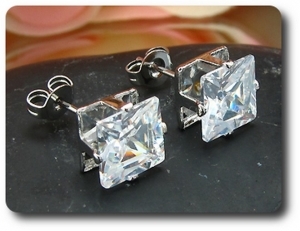 BOUCLES D'OREILLE DIAMANT CZ