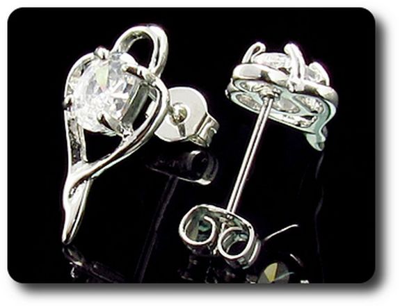 BOUCLES D'OREILLE DIAMANT CZ