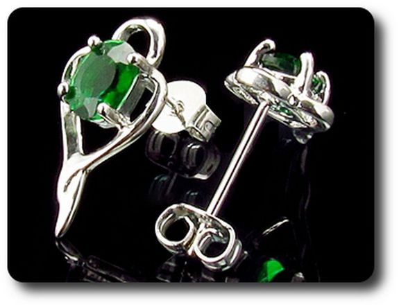 BOUCLES D'OREILLE EMERAUDE