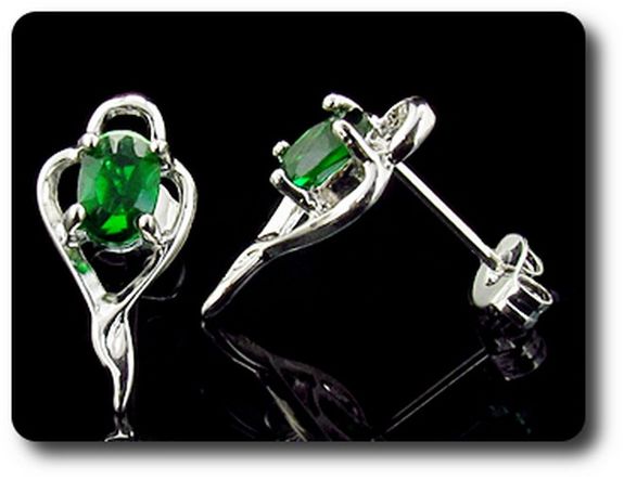 BOUCLES D'OREILLE EMERAUDE