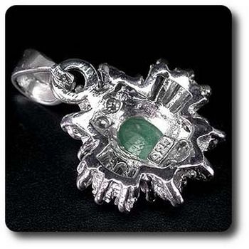 EMERALD  PENDANT