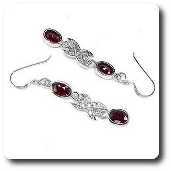 BOUCLES D'OREILLE RUBIS & TOPAZE BLANCHE