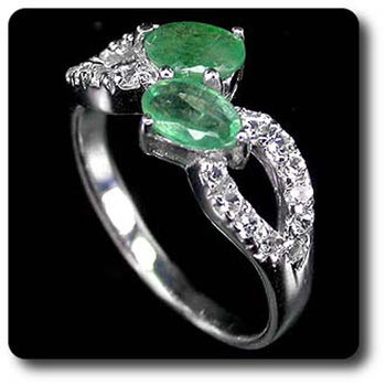 EMERALD & WHITE TOPAZ RING