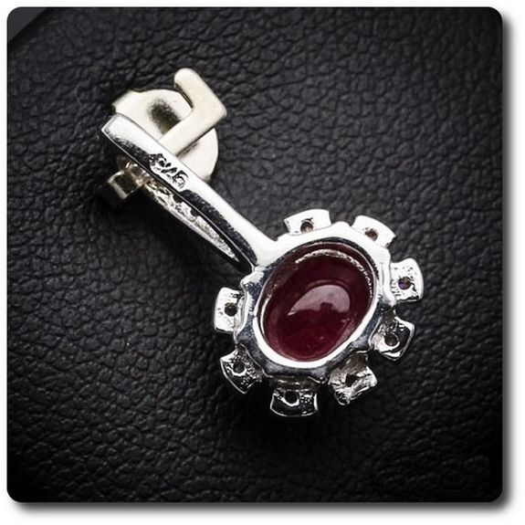PENDENTIF RUBIS