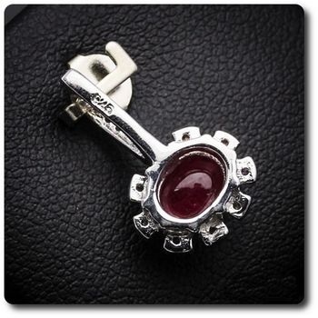 PENDENTIF RUBIS