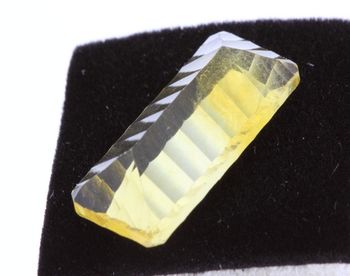 16.20 CT. NATURAL YELLOW FLUORITE. VVS1