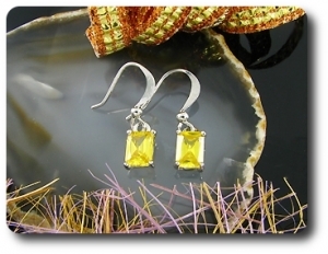 2x6mm Yellow Topaz Earrings