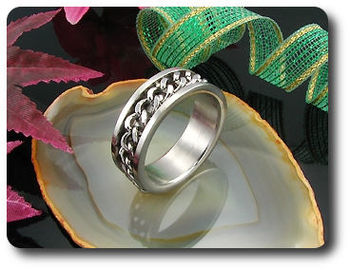 Voguish Men Designer Ring