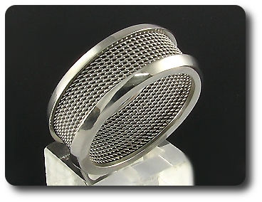 Charismatic Fashion Designer Pattern Massive Men Ring