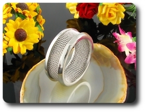 Charismatic Fashion Designer Pattern Massive Men Ring