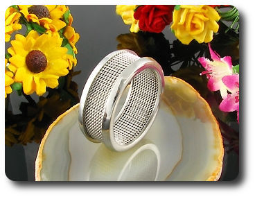 Charismatic Fashion Designer Pattern Massive Men Ring