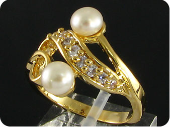 2x6mm White Cultured Pearl White Topaz Gold Ring