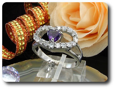 Arresting 5mm Purple Amethyst Heart Cut Ring