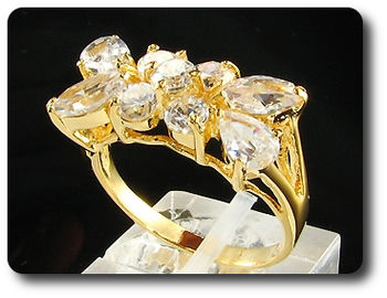 5 x 4mm White Simulated Diamonds Round Cut Gold Ring