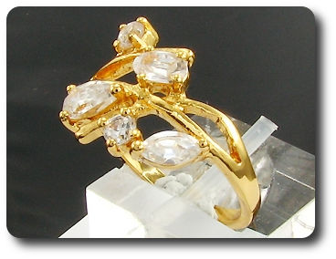 5 x 3~5mm White Simulated Diamonds Pear Cut Gold Ring