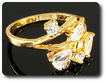 5 x 3~5mm White Simulated Diamonds Pear Cut Gold Ring