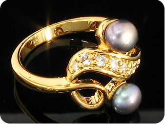2x6mm Black Cultured Pearl White Topaz Gold Ring