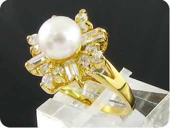 8mm White Cultured Pearl White Topaz Gold Ring
