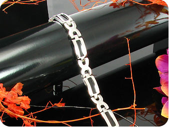 Entrancing Cross Carving Heavy Metal Men Bracelet