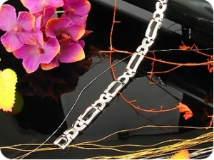 Entrancing Cross Carving Heavy Metal Men Bracelet
