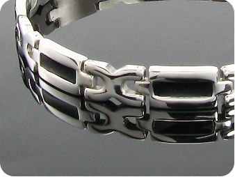 Entrancing Cross Carving Heavy Metal Men Bracelet