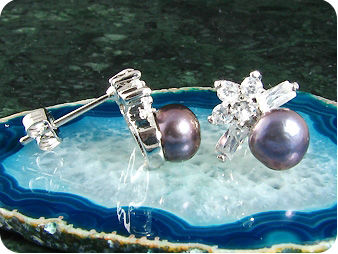 2x7mm Black Fresh Water Pearl Round Cut Earrings