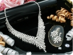 200x3mm Simulated Diamonds Necklace Earrings Set