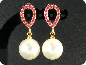 White Pearl 18x3mm Red Ruby Gold Pendant Earrings Set
